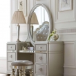 4836689e47d3a6ee4f5e4c215bbb74c9--vanity-for-bedroom-vanity-redo