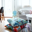 you-can-DIY-big-floor-cushions-using-IKEA-fabric-750x1061