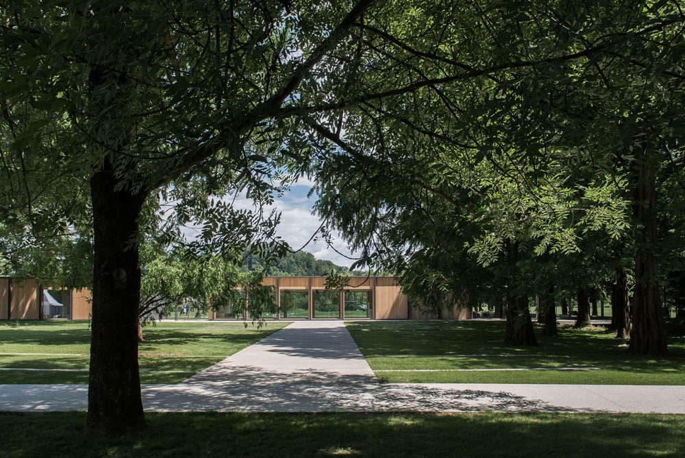 Vstopni paviljon v Arboretum Vočji potok, ARREA