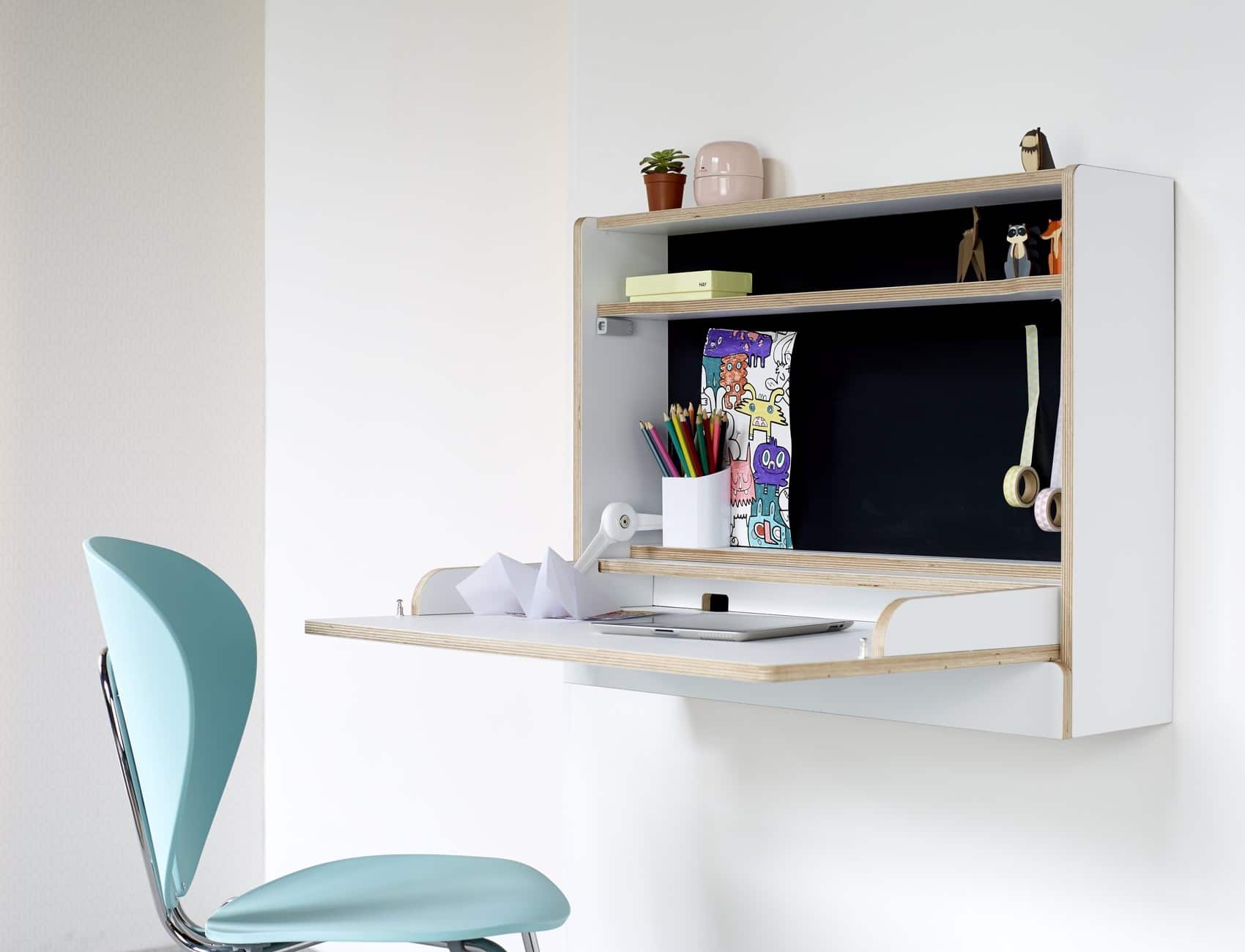 V majhnih prostorih izkoristite steno: Pisalne mize brez nog