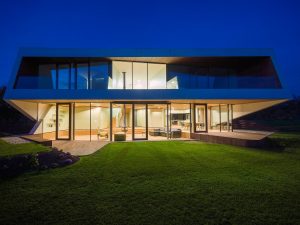 MCA-HOUSE-NB-01-f-s