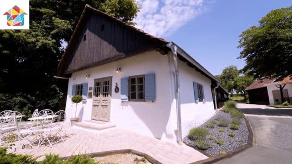 Pri Momi: Nagrajena prenova stare domačije na Goričkem