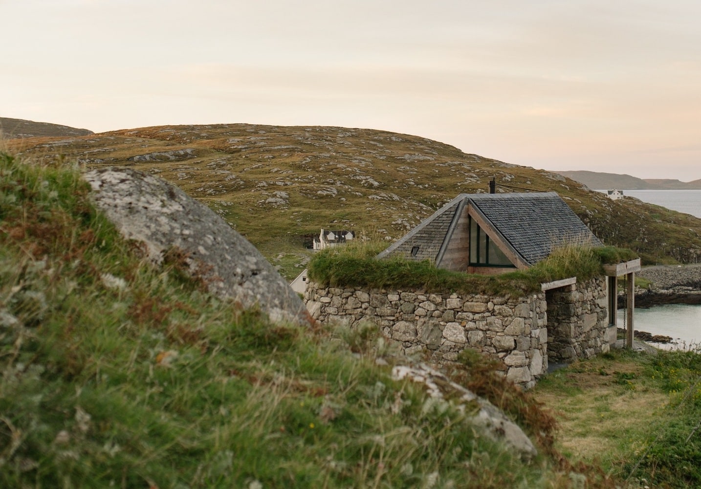 Čarobna hiška ob škotski obali