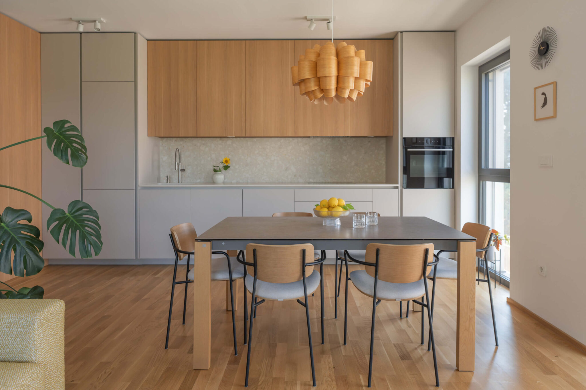 Igra nasprotij na obrobju Ljubljane