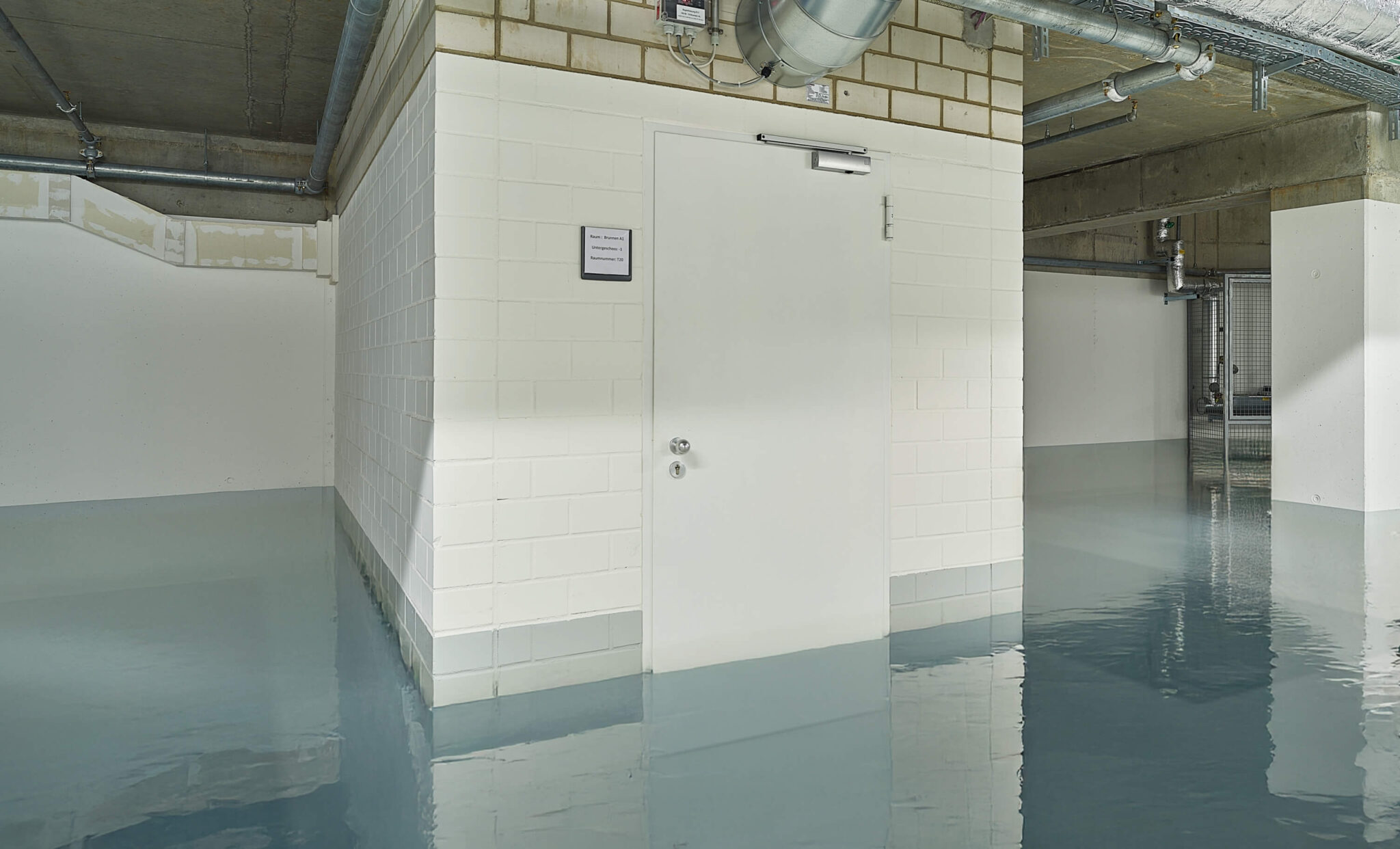 Zaščita pred poplavami: vrata, ki vode ne spustijo mimo