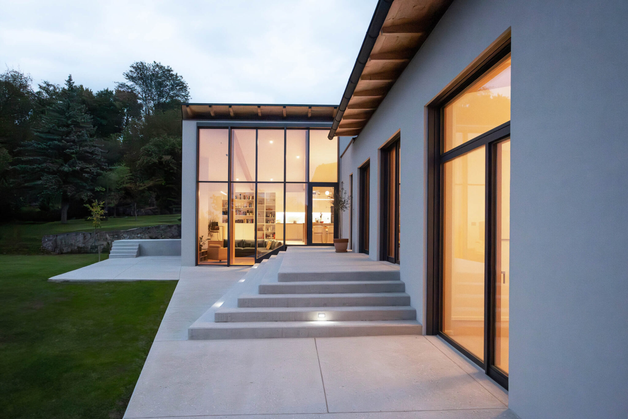 Atrijska hiša na pobočju