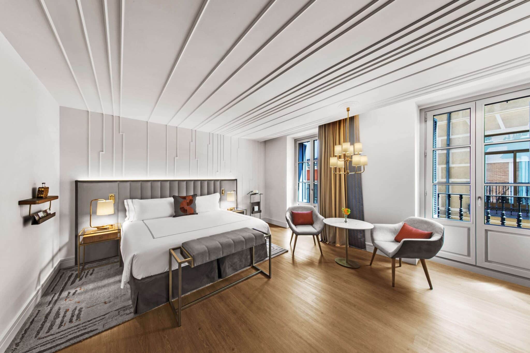 Kako v dom vnesti več karakterja: tri dizajnerske rešitve za »wow« učinek