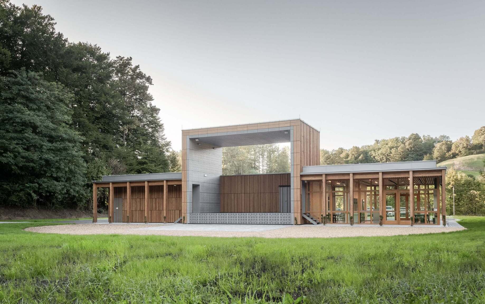 Leseni paviljon kot kulturno in športno stičišče Rogaške Slatine