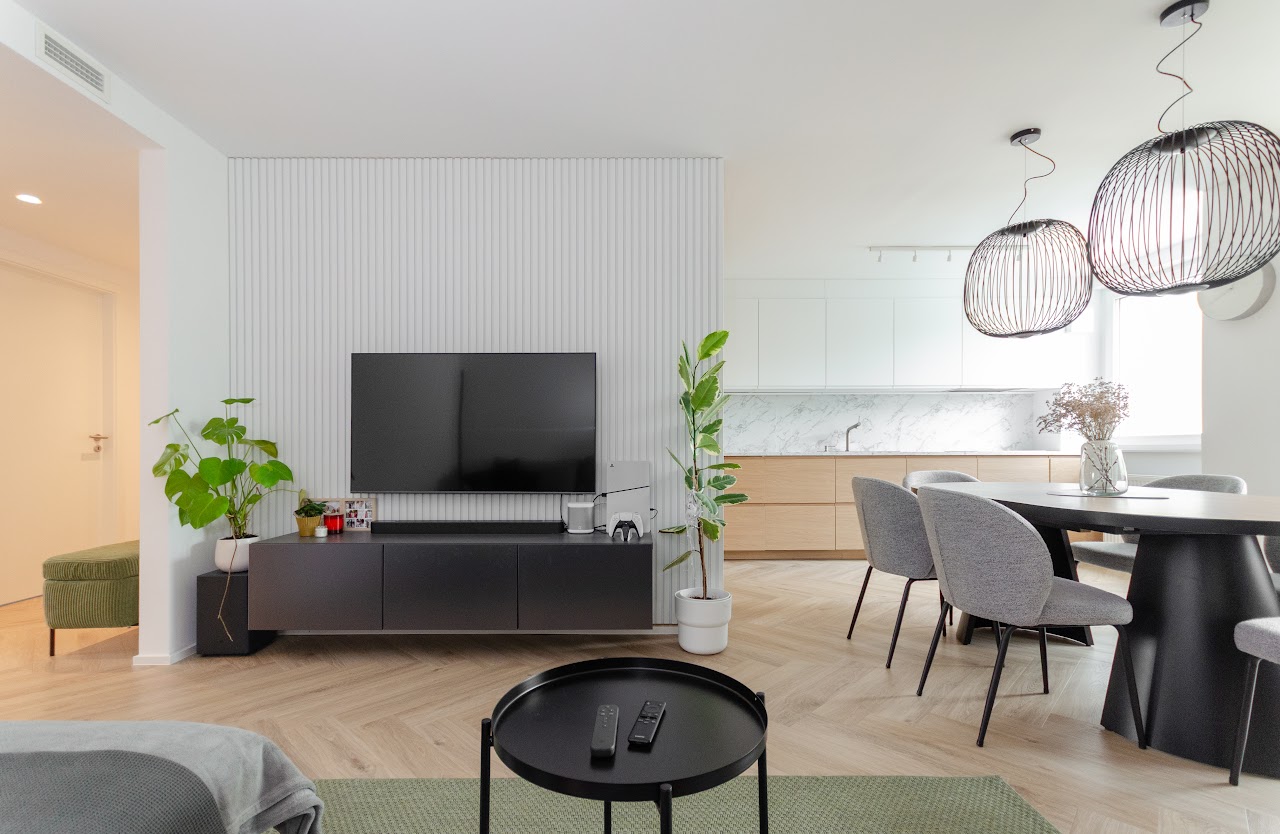 Z omejenimi sredstvi do velikega učinka: prenova stanovanja iz 70. let