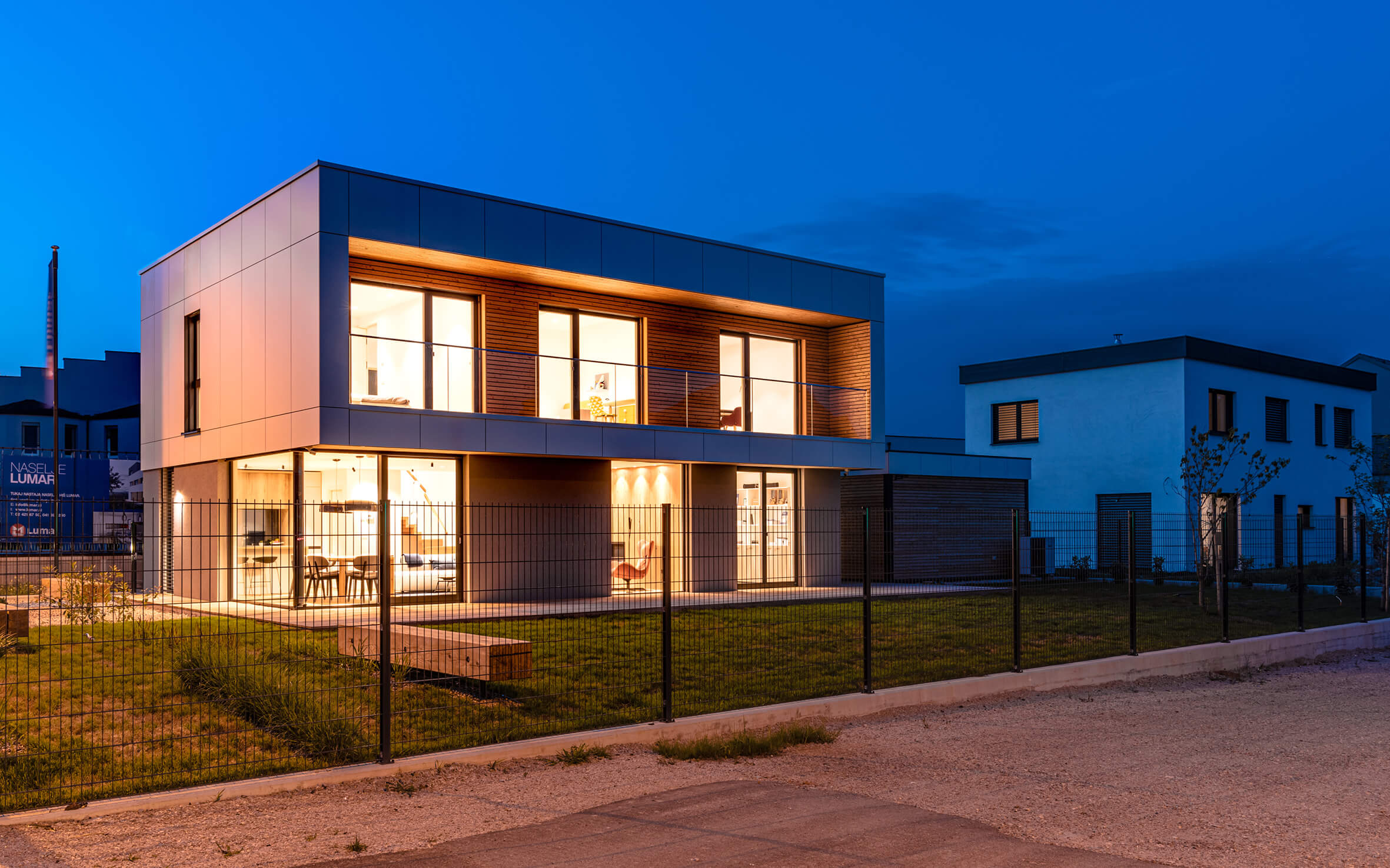 Oglejte si hišo, ki proizvede več energije, kot je porabi